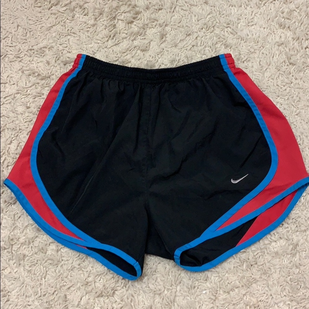 Womens Nike drifit short size xs